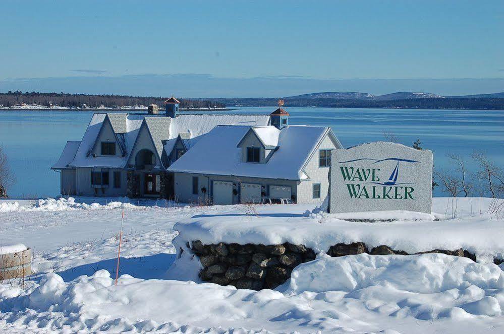 Wave Walker Bed And Breakfast Surry Экстерьер фото